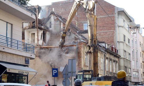 [FOTO] Konačno: Ruši se simbol zagrebačkog potresa, evo kako to izgleda
