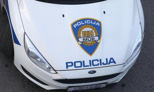 Više automobila sudarilo se kod Koprivnice; ozlijeđeni se zbrinjavaju, cesta je zatvorena za promet