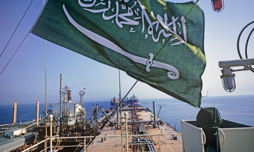 Nema mira na naftnom tržištu, a čini se da ga neće biti dulje vrijeme. 'Ako se uvede embargo na rusku naftu, puno toga ovisit će o Saudijcima, prisnim partnerima Moskve'