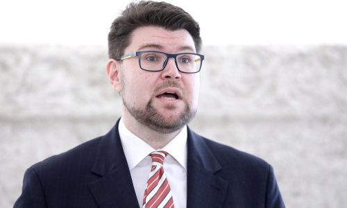 Grbin poručio Vladi: Zagrepčanima isplatite novac koji su sami uložili u obnovu, od kolovoza nisu dobili ništa