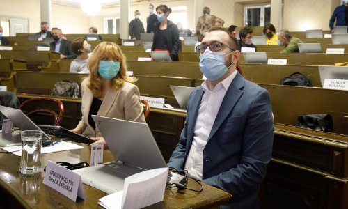 Zagrebački oporbenjaci o višku radnika u Holdingu: Zašto su podaci  toliko tajni?; Tomašević: Znam da u vašoj stranci zakon nije bitan