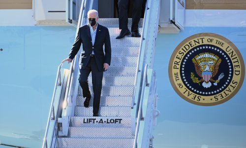 Propao doček Bidena: Avion s poljskim predsjednikom prisilno sletio natrag u Varšavu