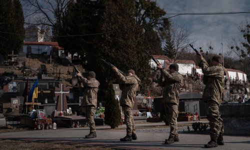 U Ukrajinu stigla pošiljka naoružanja iz Njemačke, isporučeno 1.500 projektila Strela i 100 strojnica