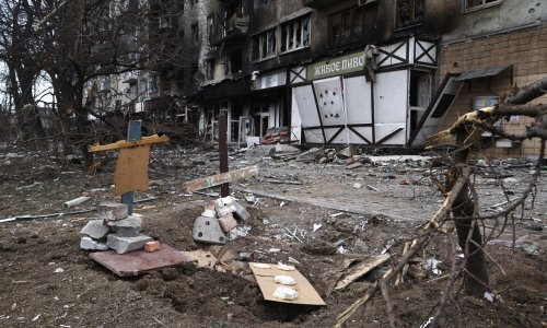 Ruska vojska zauzela Slavutič, ulične borbe u Mariupolju