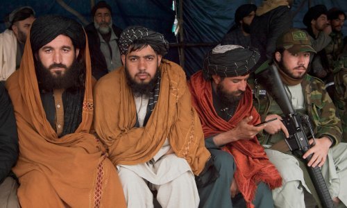 Talibani poručili državnim službenicima: Brade ili otkaz