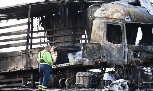 Na A3 blizu Nove Gradiške zapalio se teretnjak, nema ozlijeđenih
