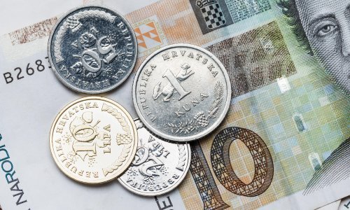 Sve veći trošak; evo kalkulacije koliko godišnje plaćamo za bankarske naknade