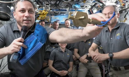 Pomno praćen let: Američki astronaut i ruski kozmonauti sletjeli na Zemlju nakon napuštanja ISS-a