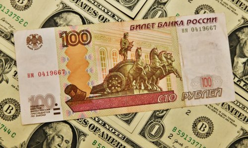 Rusija neće zahtijevati hitan prijelaz na plaćanje plina u rubljima
