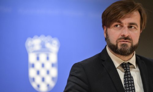 Ćorić koncesiju za hidroelektranu dodijelio tvrtki koja se bavila zaštitarstvom, natječaj objavljen na Badnjak