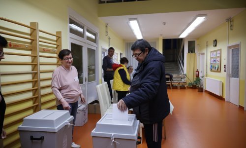 Otvorena birališta: Hoće li Mađari danas nagraditi Orbana ili će ga ipak svrgnuti s vlasti?