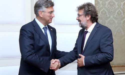 Plenković: Ulazak Žigmanova u parlament važan za Hrvate u Srbiji, čestitao mu i Grlić Radman