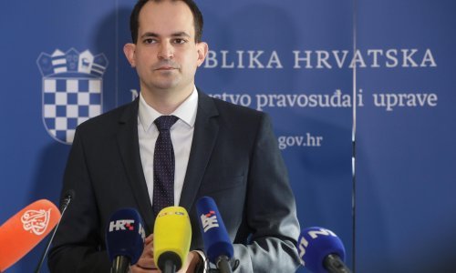 Malenica o Mustaču i Perkoviću: Nezahvalno je komentirati priopćenje generala Gotovine, odluka o pomilovanju je isključivo ustavna ovlast predsjednika