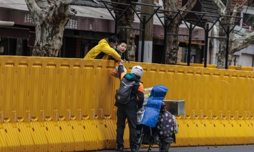 Zatvoren cijeli Šangaj unatoč manjem broju simptomatskih slučajeva covida-19