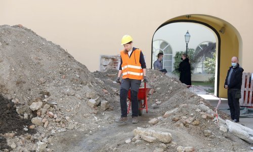 Za obnovu Banskih dvora stigle četiri neprihvatljive ponude