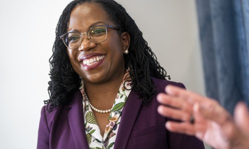 Američki Senat potvrdio Jackson za prvu crnkinju u Vrhovnom sudu