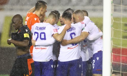 [VIDEO/FOTO] Hajduk teškom mukom na Poljudu svladao Šibenik; neočekivani junak Josip Elez u zadnjim minutama ostavio 'Bile' u igri za titulu