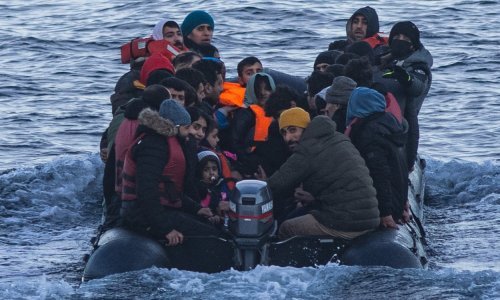 Brod s migrantima potonuo kraj Tripolija, spašeno 48 putnika