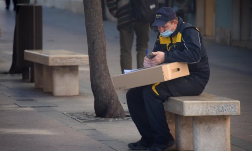 Građanima pukao film i prijavili poštare HAKOM-u: 'Bila sam kod kuće, ali nije mi uručio pošiljku već je odmah ostavio obavijest!'