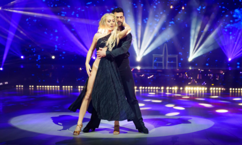 Seksi Albina izbezumila gledatelje pa se sada svi pitaju nosi li donje rublje ispod haljine