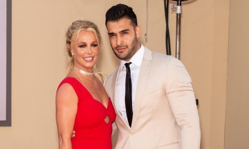 Britney Spears je trudna, a njezina objava obožavatelje je pomalo i zbunila