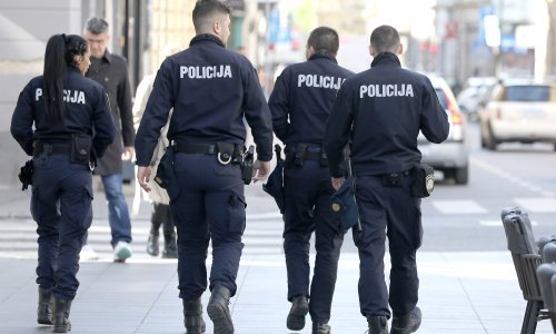 Lažno se predstavio kao prodavatelj pa muškarca prevario za kupovinu četiri automobila u vrijednosti pola milijuna kuna