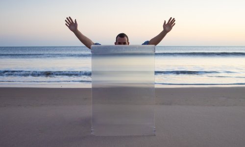 Britanska kompanija uspjela je proizvesti plašt nevidljivosti. Možda nije savršen, ali...