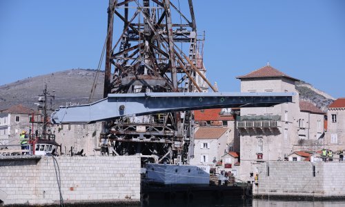 [FOTO/VIDEO] Čiovski most saniran nakon 60 godina: 'Ovo je veliki dan za Trogir'