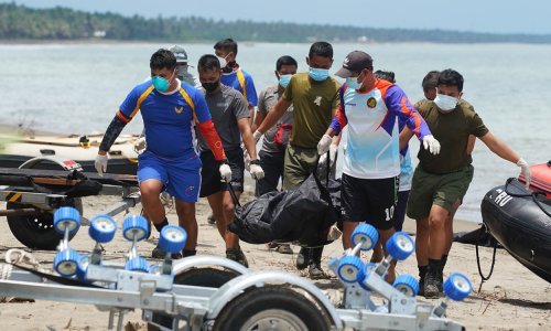 Tropska oluja na Filipinima: Poginulo najmanje 138 ljudi, traga se za 103 osobe