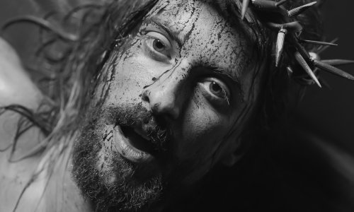 J.R. August predstavlja novi, vrlo poetičan i snažan album, nastao za vrijeme pandemije u njegovom kućnom studiju