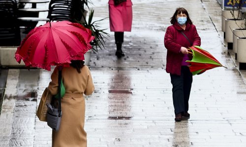 U većini Hrvatske vjetrovito i osjetno svježije vrijeme, ponegdje i kiša, a pogledajte što nas čeka u nedjelju