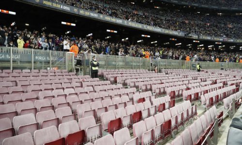 Šok za igrače Barcelone! Nakon invazije navijača Eintrachta na utakmici protiv Cadiza neugodno su im iznenađenje priredili vlastiti