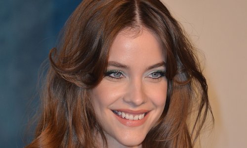 Imate gustu i neukrotivu kosu? Ovo su frizure koje su savršene za vas