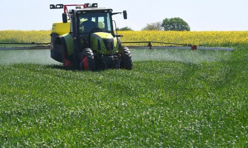 Sedam hrvatskih udruga od vlasti traži podršku smanjenju upotrebe pesticida