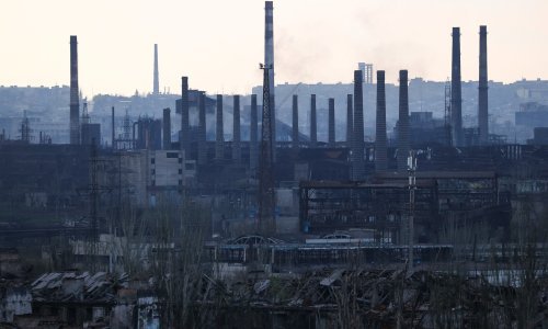 Rusija: Ukrajinski borci čvrsto 'blokirani' u čeličani Azovstal