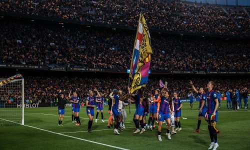 [FOTO] Xavi i igrači Barcelone o ovome mogu samo sanjati; utakmicu nogometašica Barce na Nou Campu gledalo je rekordnih 91.648 navijača