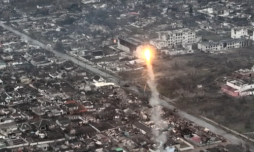 [VIDEO] Rusi u Donbasu branitelje napali 'Meteoritom', pogledajte kako izgleda napad koji može uništiti manju gradsku četvrt