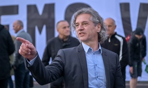 Prebrojeno više od 99,7 posto glasova: Menadžer Robert Golob uvjerljiv je pobjednik u Sloveniji, evo što kažu analitičari