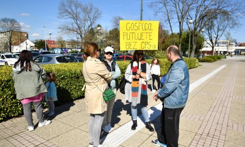 [VIDEO] Visoki upravni sud privremeno obustavio ukidanje mjere roditelj odgojitelj; Lovrić: Ovo će obiteljima donijeti mir