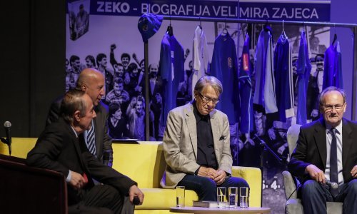 Legendarni Velimir Zajec i Ćiro Blažević nasmijavali anegdotama velike Dinamove generacije iz 1982., a onda se iz publike javio Marko Mlinarić...