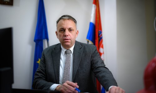Potpisani ugovori za izgradnju 10 višestambenih zgrada na Baniji