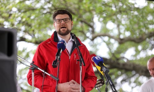 [FOTO/VIDEO] Grbin: Kada dobijemo mandat, posvetit ćemo ga poboljšanju prava radnika