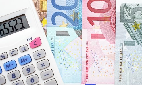 Novi sustav plaća u državnoj službi: Izjednačavaju se osnovice  državnih dužnosnika i službenika, a mijenjaju se i koeficijenti