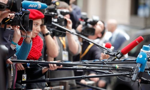 Reporteri bez granica: Neregulirani internetski sadržaj pojačava političke podjele i globalne napetosti