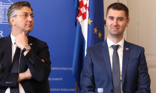 Još jedno Plenkovićevo miješanje karata: Kako je Vlada postala ranžirni kolodvor i je li to normalno u svijetu?