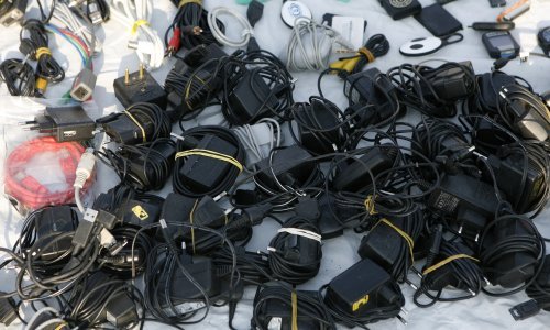 Europski parlament spreman za pregovore o univerzalnom punjaču