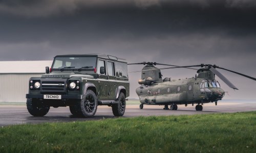 [FOTO] Jedinstveni Tecniq Q40 Defender: Napravljen je u počast 40. godišnjice vojnog helikoptera Chinook