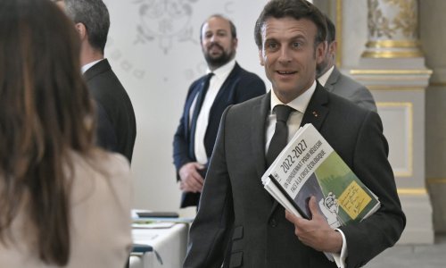 Stranka francuskog predsjednika promijenila ime u Preporod