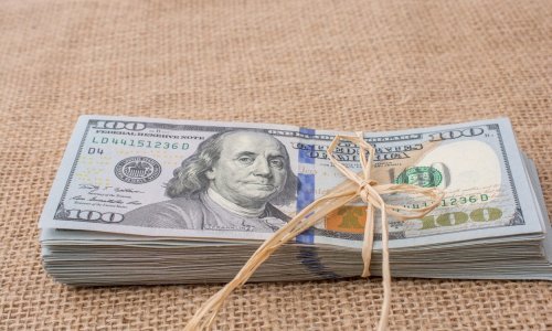 U iščekivanju novih kamatnih stopa FED-a dolar pao nakon šest tjedana