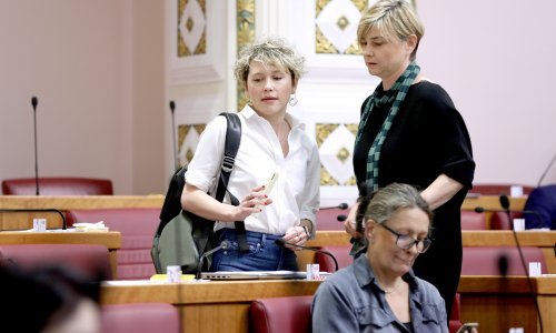 Desna oporba tvrdi da zakon o pobačaju negira pravo na život, Benčić: 'Fetus nema OIB, adresu, ime i prezime'